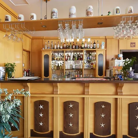 Отель Briz - Seabreeze