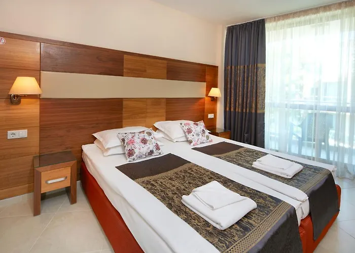 Briz - Seabreeze Хотел