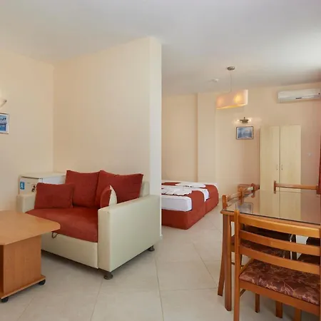 Briz - Seabreeze Готель