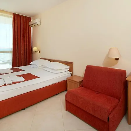 Szálloda Briz - Seabreeze Napospart